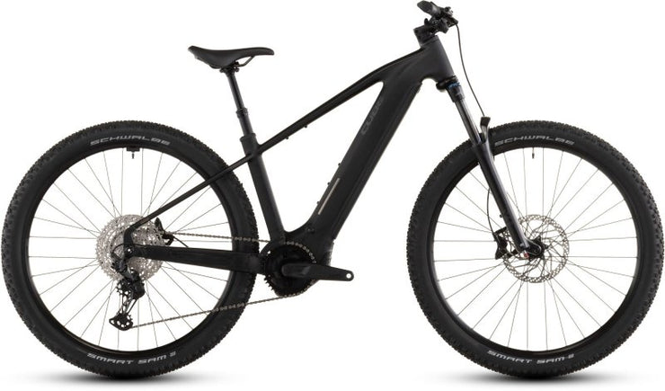 Reaction Hybrid Pro 800