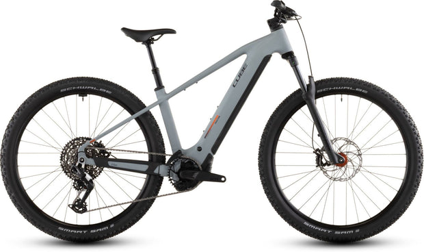 Reaction Hybrid Race 800
