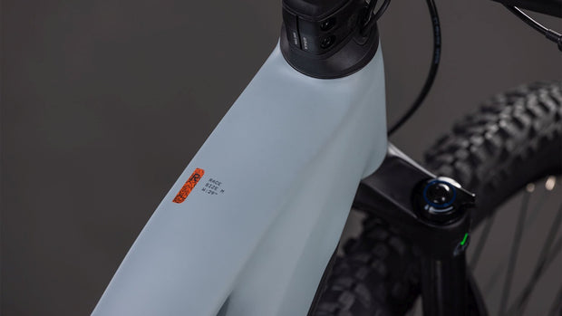 Reaction Hybrid Race 800